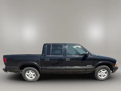 2003 Chevrolet S-10 LS 4 1/2 FT