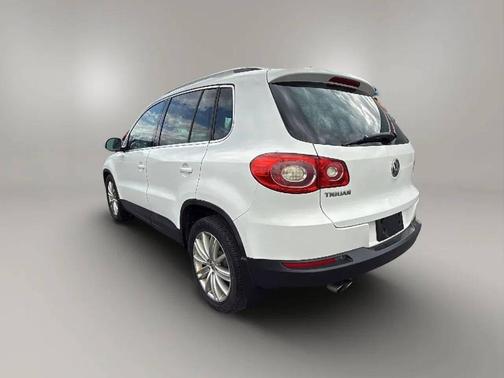 2009 Volkswagen Tiguan S