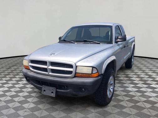 2003 Dodge Dakota SXT 6 1/2 FT