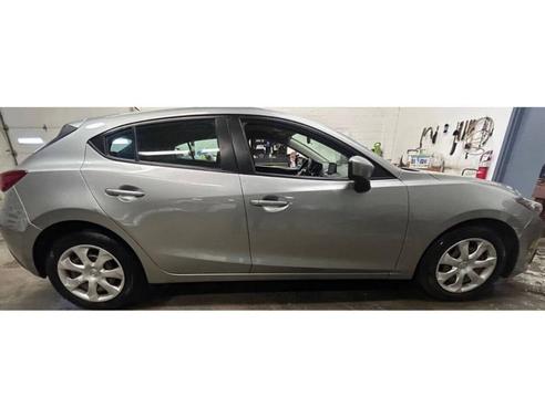 Liquid Silver Metallic 2015 Mazda Mazda3 i Sport