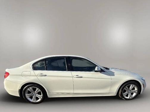 2017 BMW 330 i xDrive