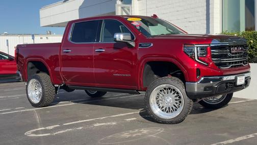 2025 GMC Sierra 1500 SLT