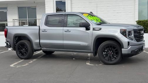 2025 GMC Sierra 1500 Elevation