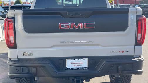 2026 GMC Sierra 1500 AT4X