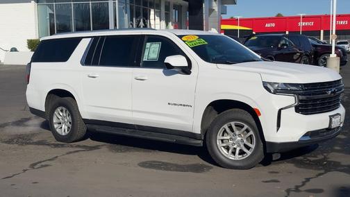 2023 Chevrolet Suburban LT