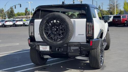 2025 GMC HUMMER EV SUV 2X