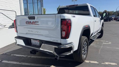2024 GMC Sierra 2500 SLE