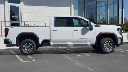 2024 GMC Sierra 2500 SLE