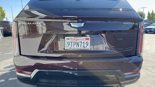 2025 Cadillac Escalade IQ Sport 1