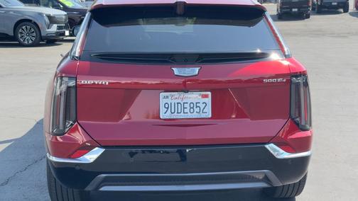 2025 Cadillac OPTIQ Luxury 1 AWD