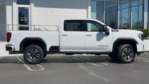 2022 GMC Sierra 2500 AT4