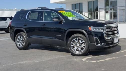 2023 GMC Acadia AWD SLT