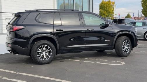 2024 GMC Acadia AWD AT4