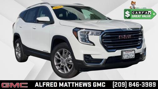 2024 GMC Terrain SLT
