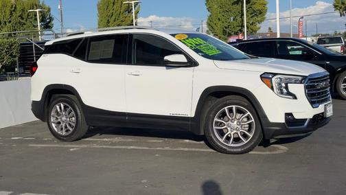 2023 GMC Terrain SLT