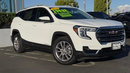 2023 GMC Terrain SLT