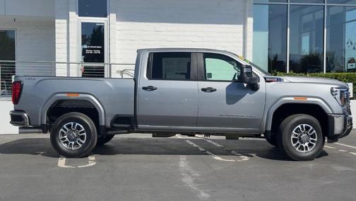 2025 GMC Sierra 2500 Base