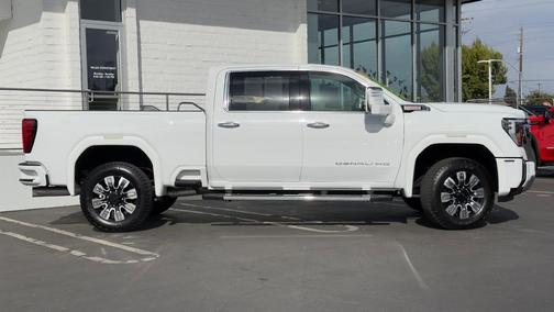 2024 GMC Sierra 2500 Denali