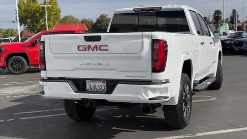 2024 GMC Sierra 2500 Denali