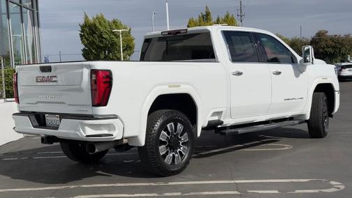 2024 GMC Sierra 2500 Denali