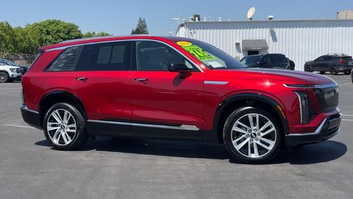 Radiant Red Tintcoat 2026 Cadillac VISTIQ Luxury