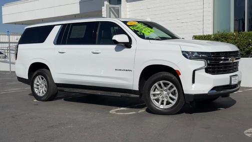 2023 Chevrolet Suburban LT