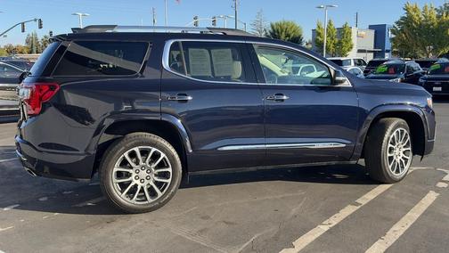 2021 GMC Acadia Denali
