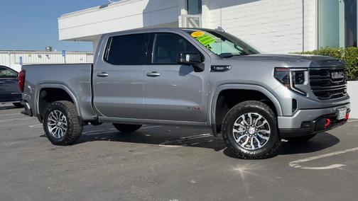 2023 GMC Sierra 1500 AT4