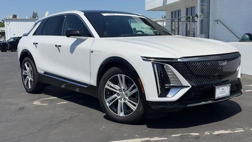Crystal White Tricoat 2024 Cadillac LYRIQ Tech
