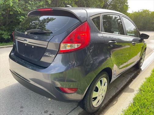 Photo 4 of 19 of 2012 Ford Fiesta SE