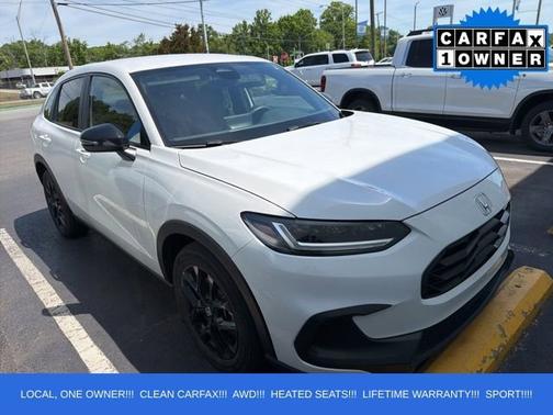 Platinum White Pearl 2025 Honda HR-V