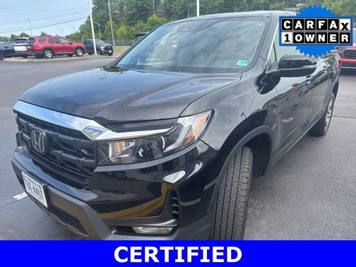 Crystal Black Pearl 2024 Honda Ridgeline