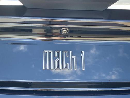 2022 Ford Mustang Mach 1