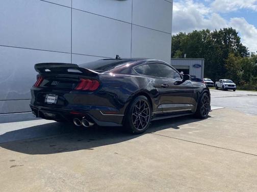 2022 Ford Mustang Mach 1
