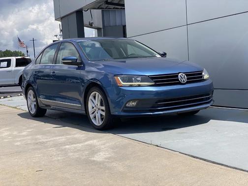 Silk Blue Metallic 2017 Volkswagen Jetta 1.8T SEL