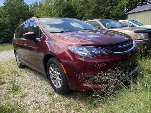 Red 2021 Chrysler Voyager LXI