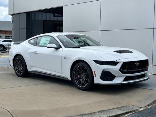 2025 Ford Mustang