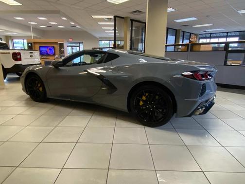 2025 Chevrolet Corvette Stingray w/2LT