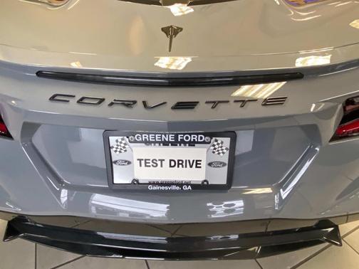 2025 Chevrolet Corvette Stingray w/2LT
