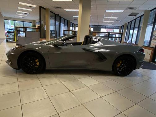 2025 Chevrolet Corvette Stingray w/2LT
