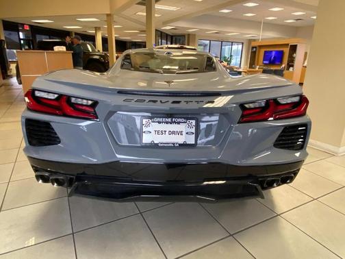 2025 Chevrolet Corvette Stingray w/2LT