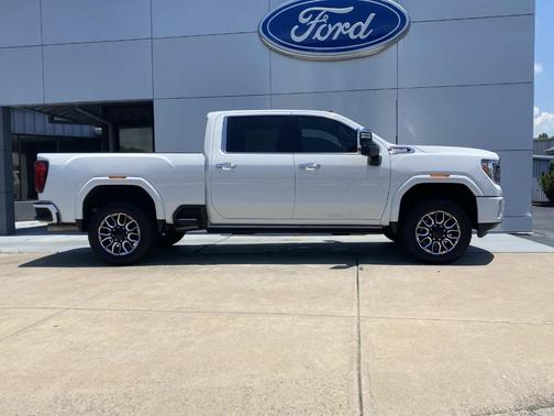 White 2022 GMC Sierra 3500 Denali