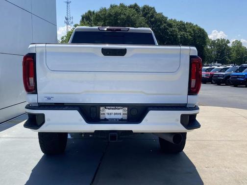 White 2022 GMC Sierra 3500 Denali