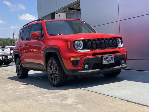 Red 2022 Jeep Renegade Latitude