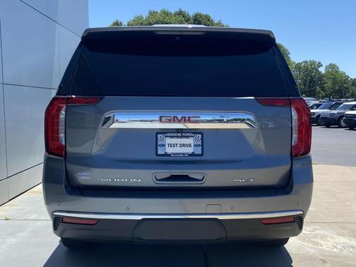 2022 GMC Yukon SLT