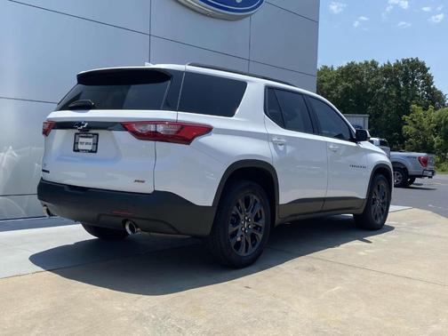 2021 Chevrolet Traverse RS