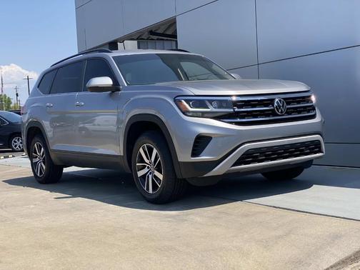 Pyrite Silver Metallic 2021 Volkswagen Atlas 2.0T SE