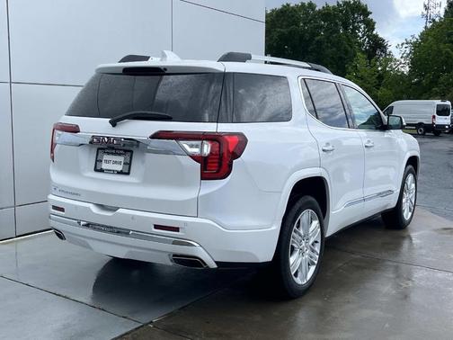 2021 GMC Acadia Denali