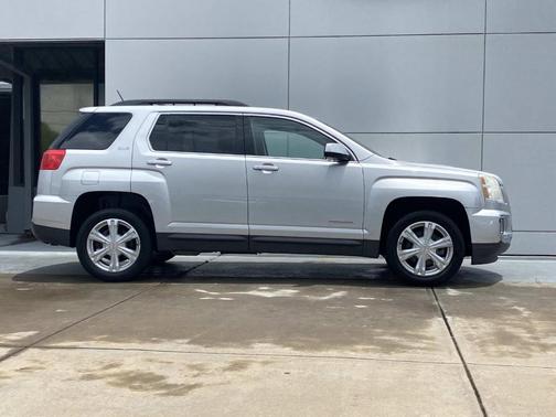 Silver 2017 GMC Terrain SLE-2