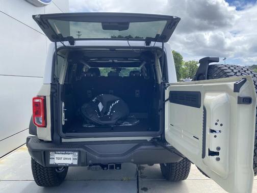 Desert Sand 2026 Ford Bronco Heritage Edition